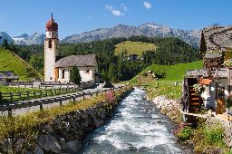 Alpine village of Niederthai in the Otztal valley, Tirol, Austria.