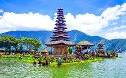Pura Ulun Danu (Water Temple), Bali