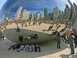 The Cloud Gate in Millennium Park in Chicago
