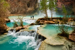 Hiking at beautiful Havasu Falls in Arizona